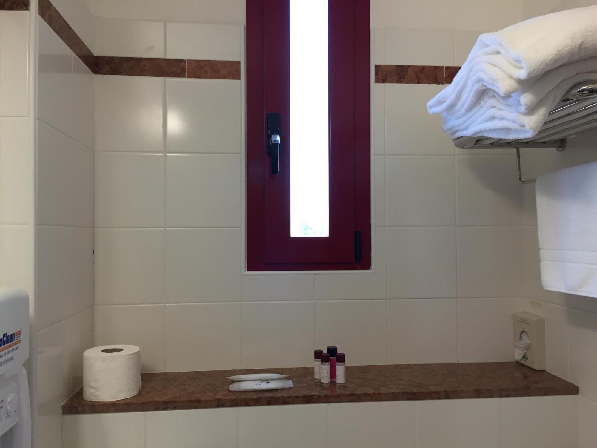 Hotel Fiorella 세니갈리아 객실 사진