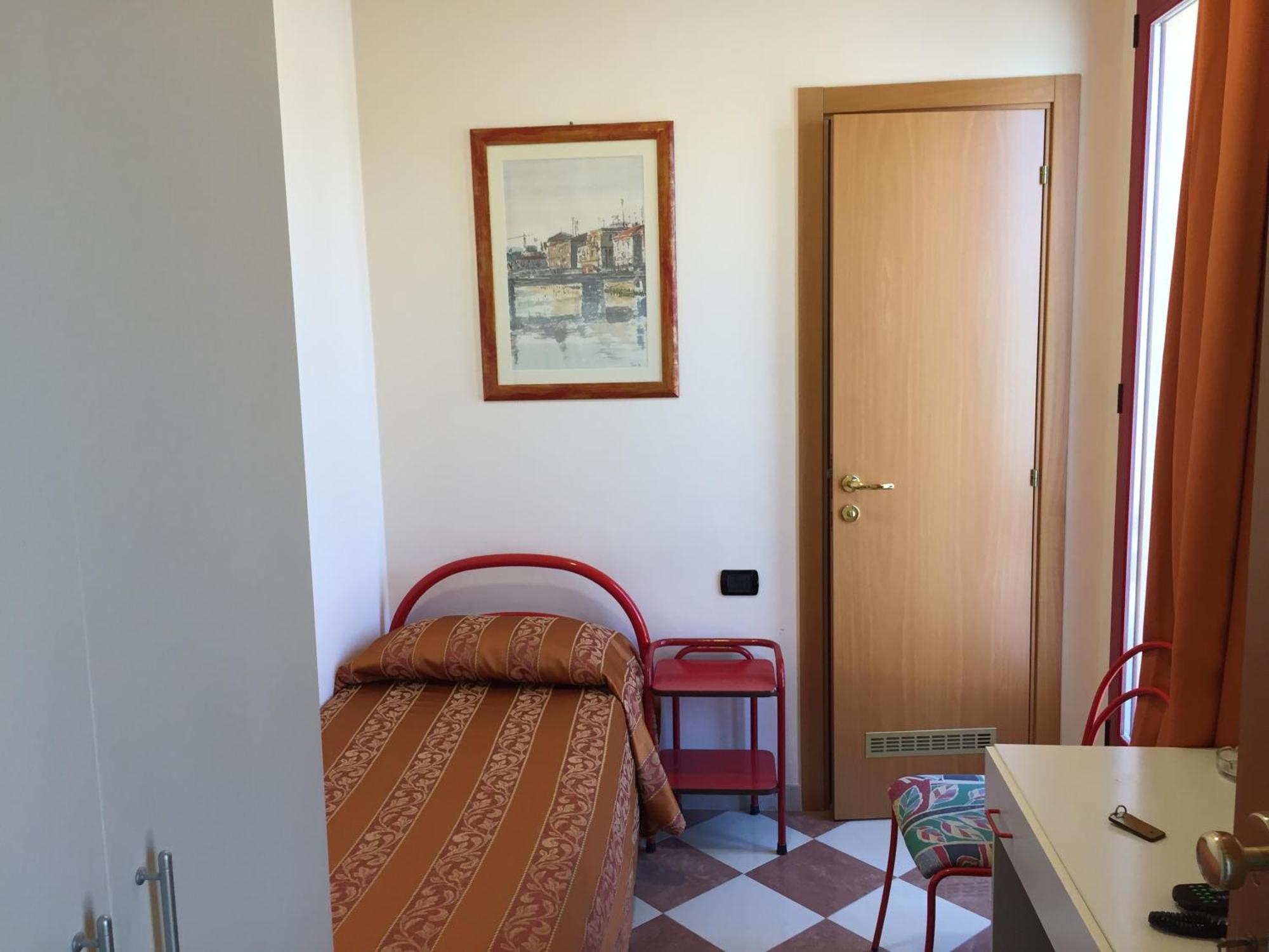 Hotel Fiorella 세니갈리아 객실 사진
