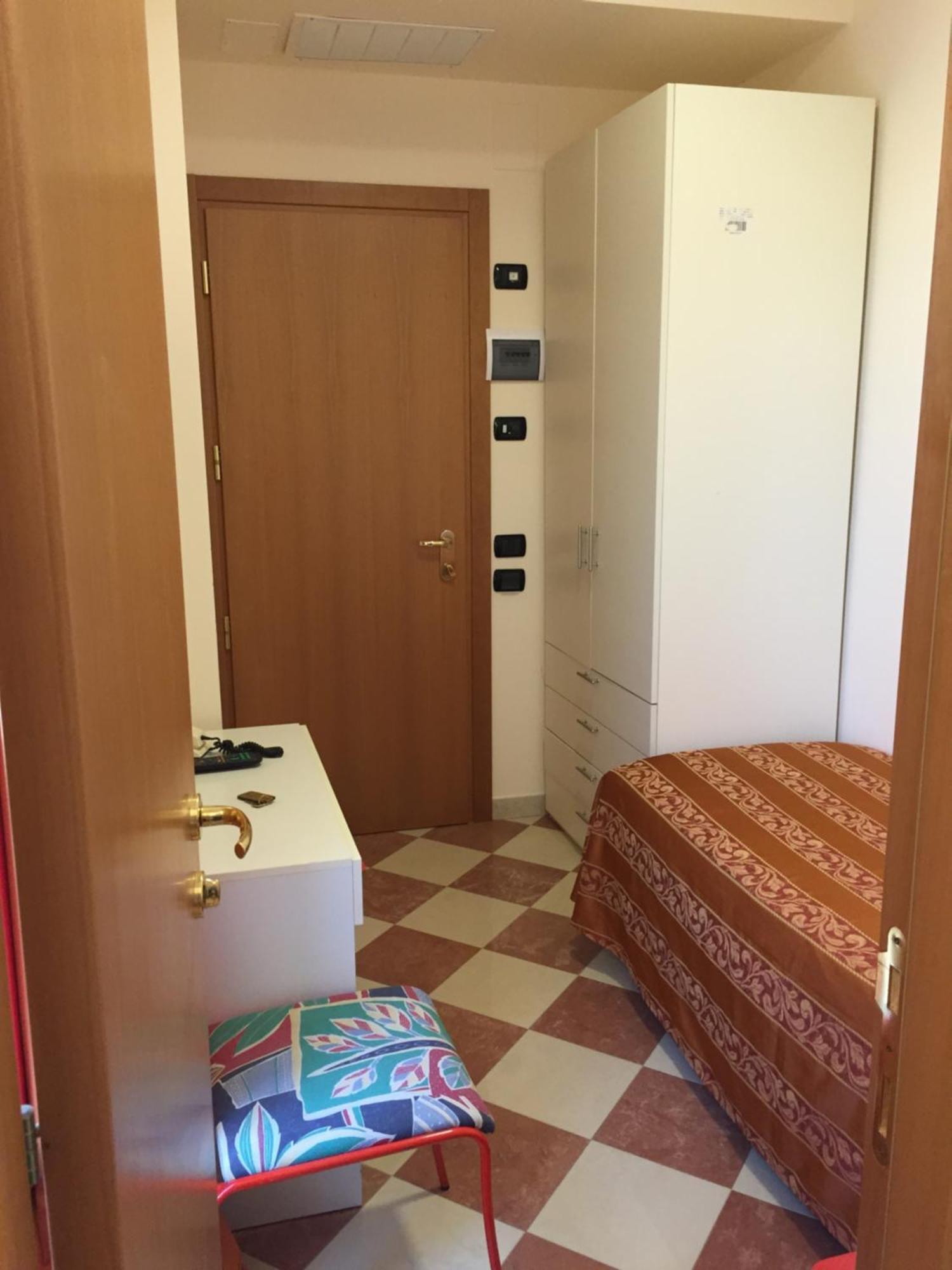 Hotel Fiorella 세니갈리아 객실 사진