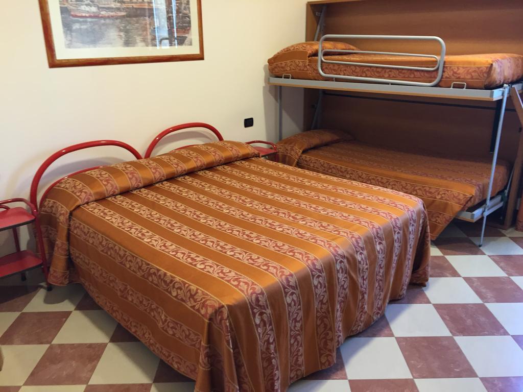 Hotel Fiorella 세니갈리아 객실 사진
