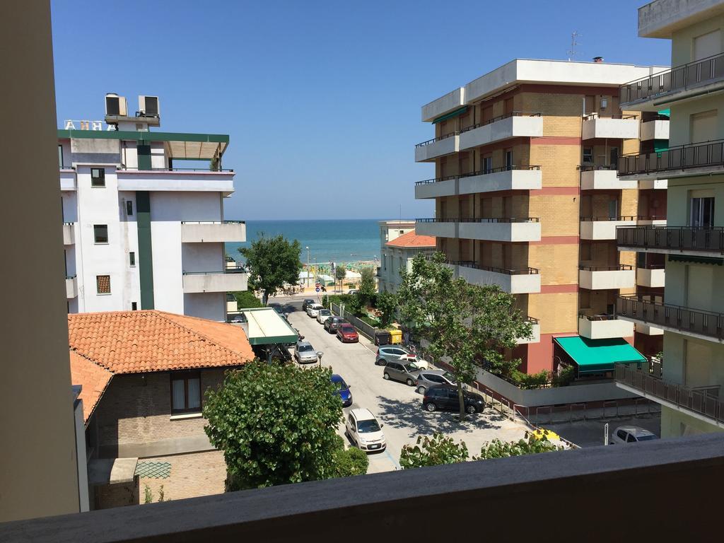Hotel Fiorella 세니갈리아 객실 사진