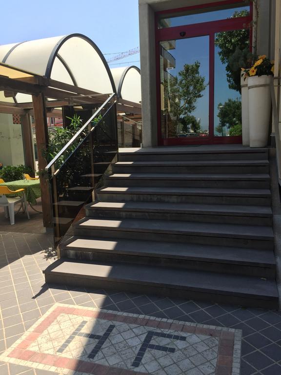 Hotel Fiorella 세니갈리아 외부 사진